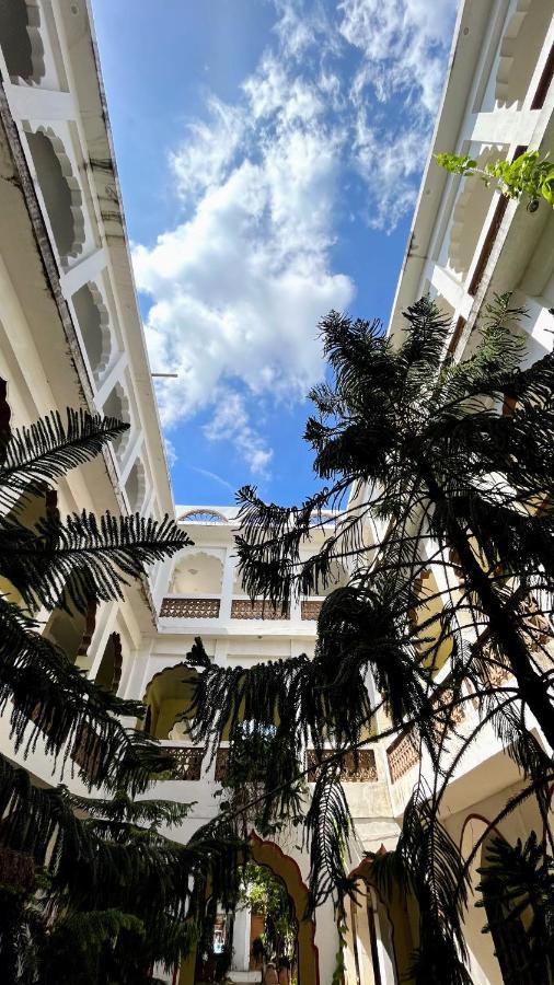 Radhika Palace Hotel Pushkar Exterior foto