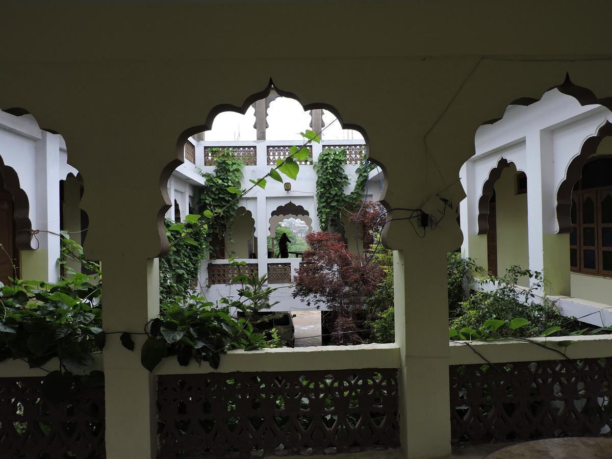 Radhika Palace Hotel Pushkar Exterior foto